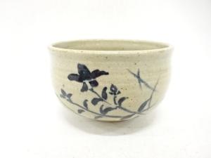 色絵　花　茶碗
